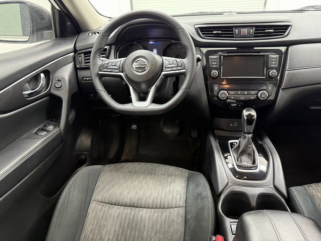 Used 2019 Nissan Rogue SV image 31
