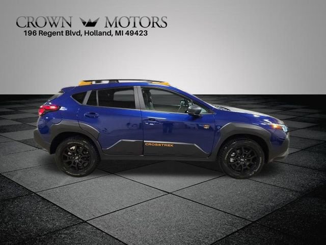 Used 2025 Subaru Crosstrek 2.5i Wilderness AWD/4WD image 2
