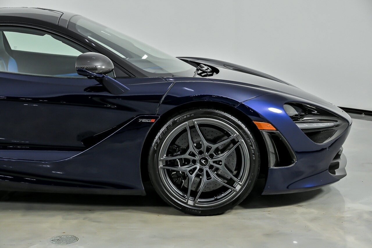 Used 2019 McLaren 720S Performance RWD image 18