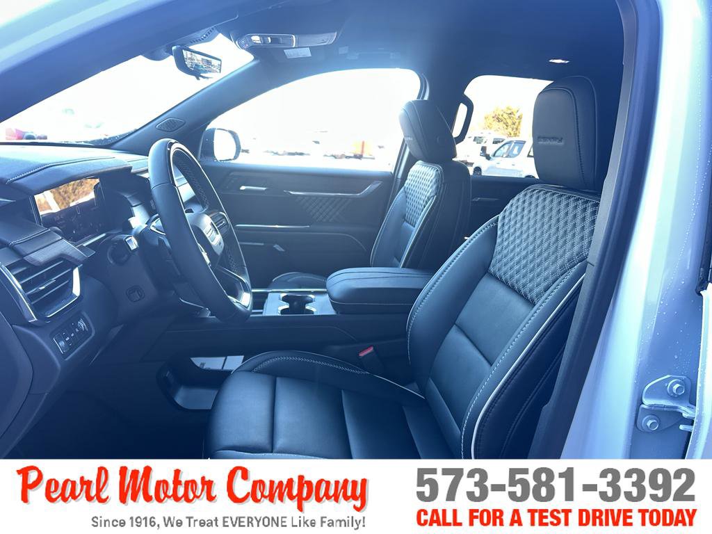 New 2026 GMC Acadia Denali w/ Super Cruise Package image 11