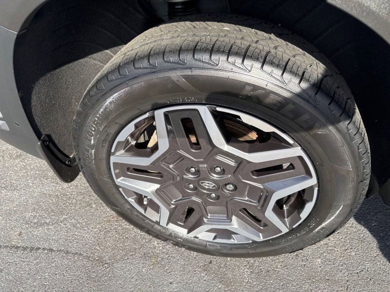 Used 2023 Hyundai Santa Fe Limited AWD/4WD image 32