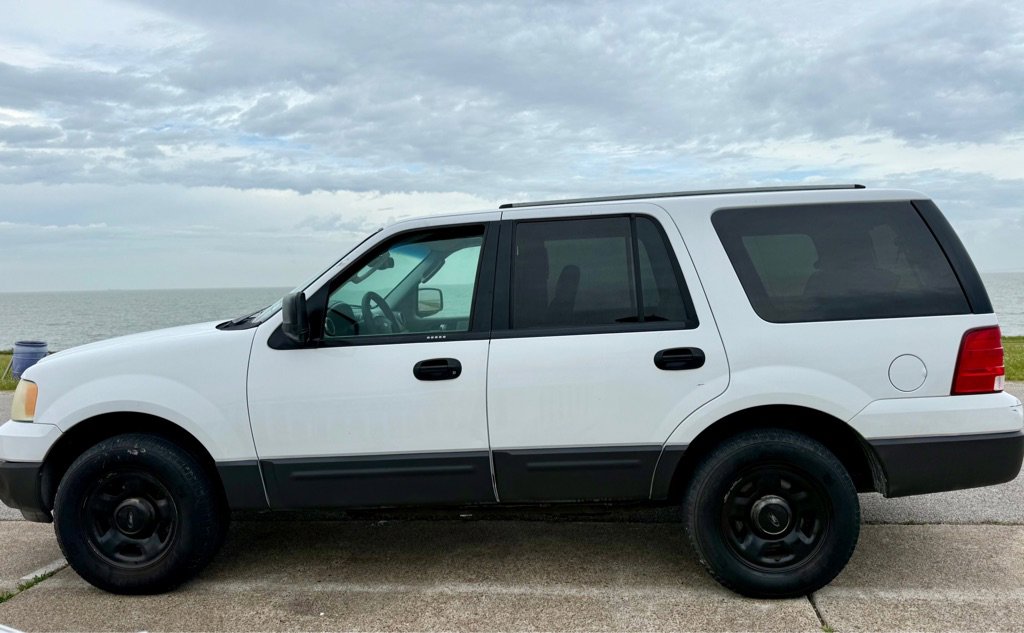 Used 2004 Ford Expedition XLT RWD image 8