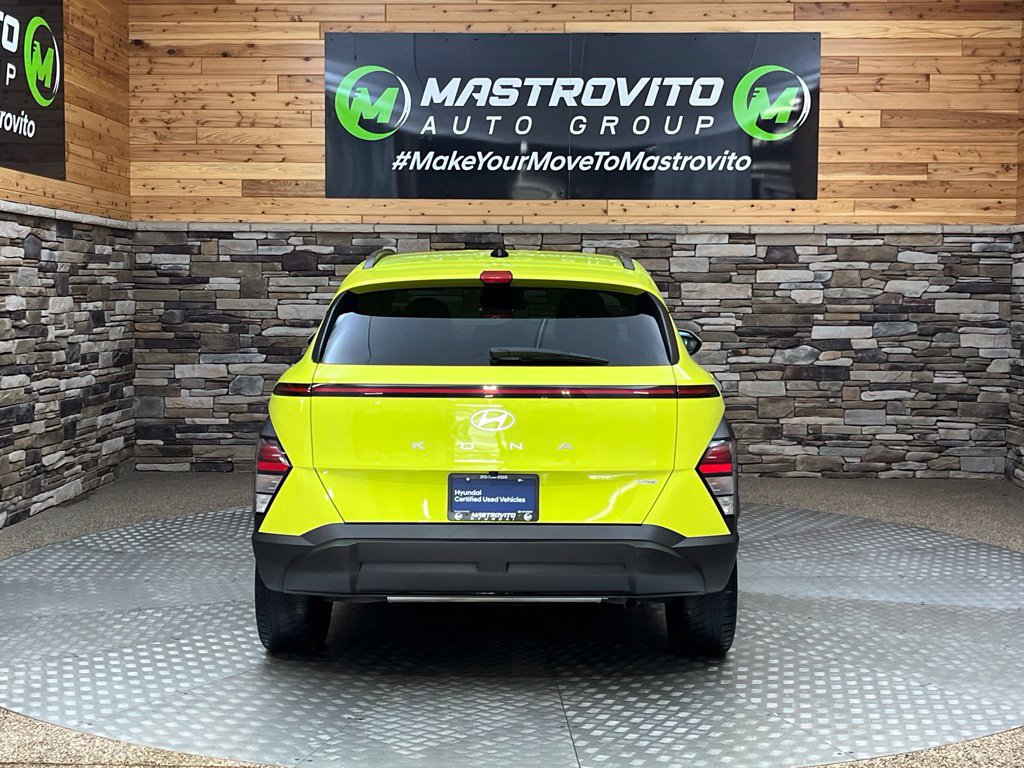 Used 2024 Hyundai Kona SEL AWD/4WD image 10