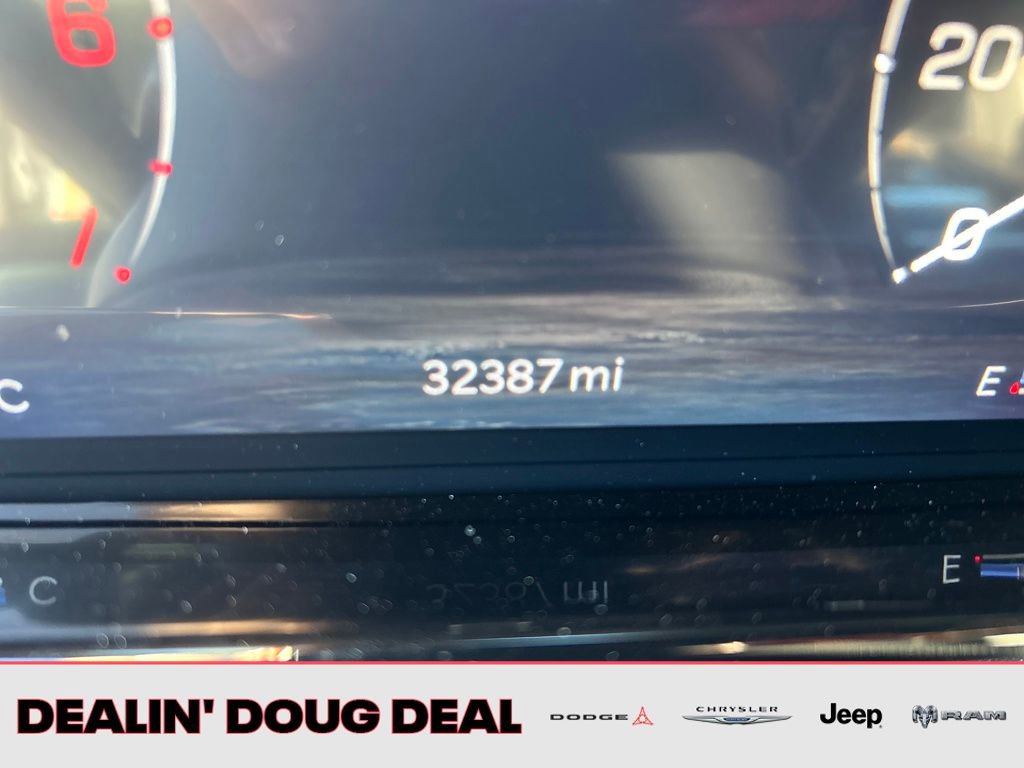 Used 2024 Jeep Grand Wagoneer Series III w/ Rear Seat Video Group 1 image 17