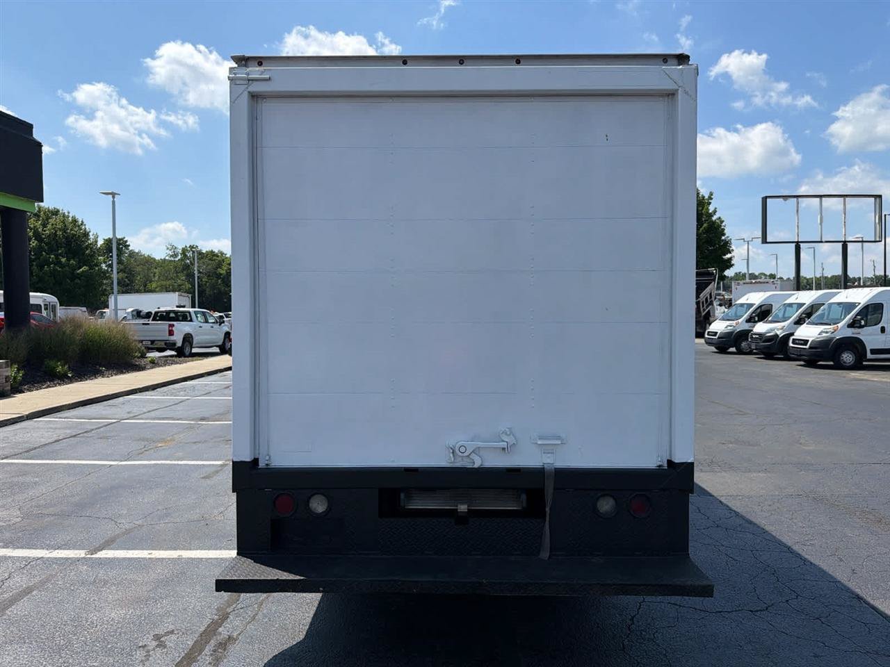 Used 2018 Ford E-350 and Econoline 350 Super Duty RWD image 7