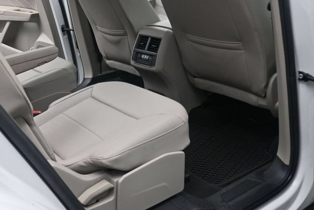 Used 2021 Volkswagen Atlas SEL R-Line FWD image 25