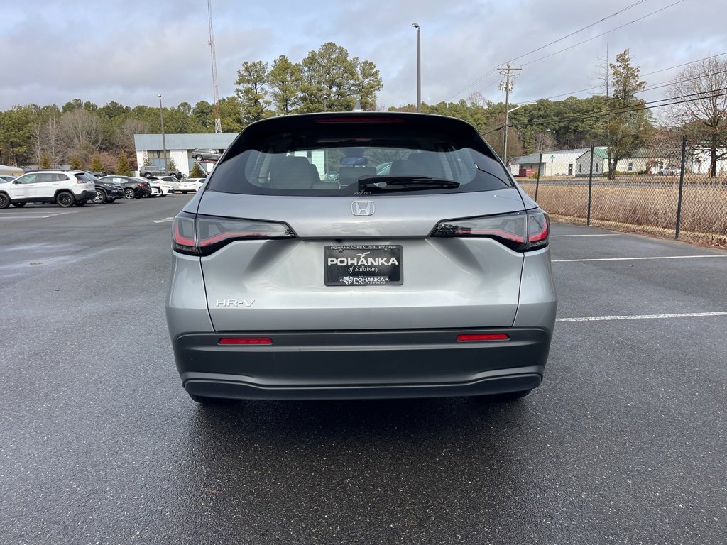 Certified 2024 Honda HR-V LX image 10