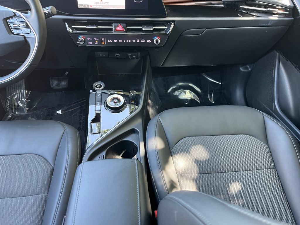 Used 2023 Kia Niro Wind w/ Wind Preserve Package FWD image 11