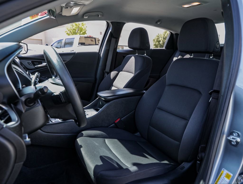 Used 2024 Chevrolet Malibu LT image 17