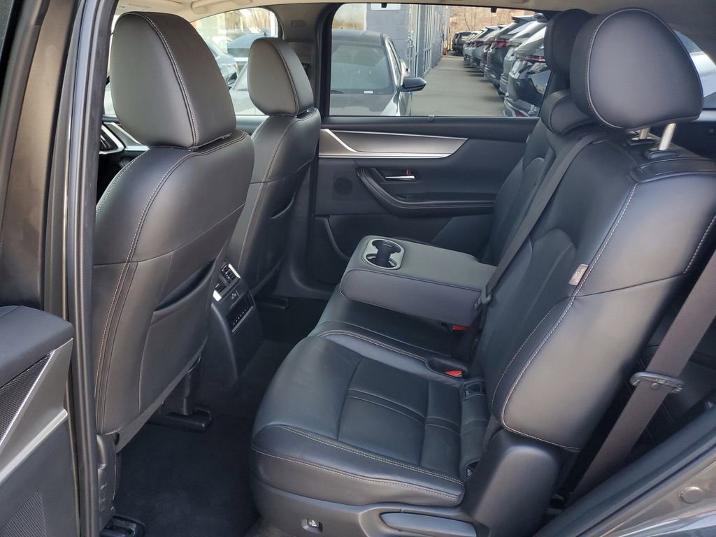 Used 2024 MAZDA CX-90 3.3 Turbo w/ Preferred Plus image 25