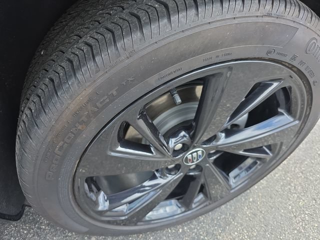 Certified 2025 Buick Envision Sport Touring AWD/4WD image 10