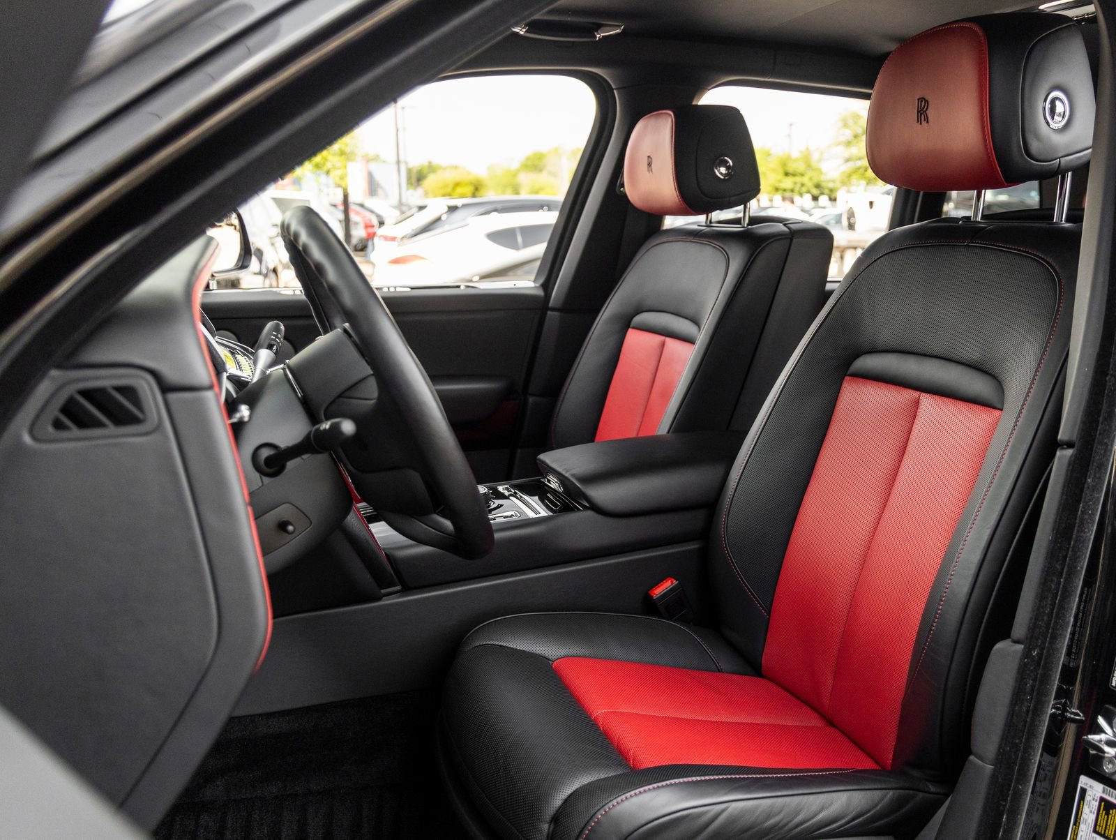 Certified 2023 Rolls-Royce Cullinan w/ Dark Exterior Package image 27