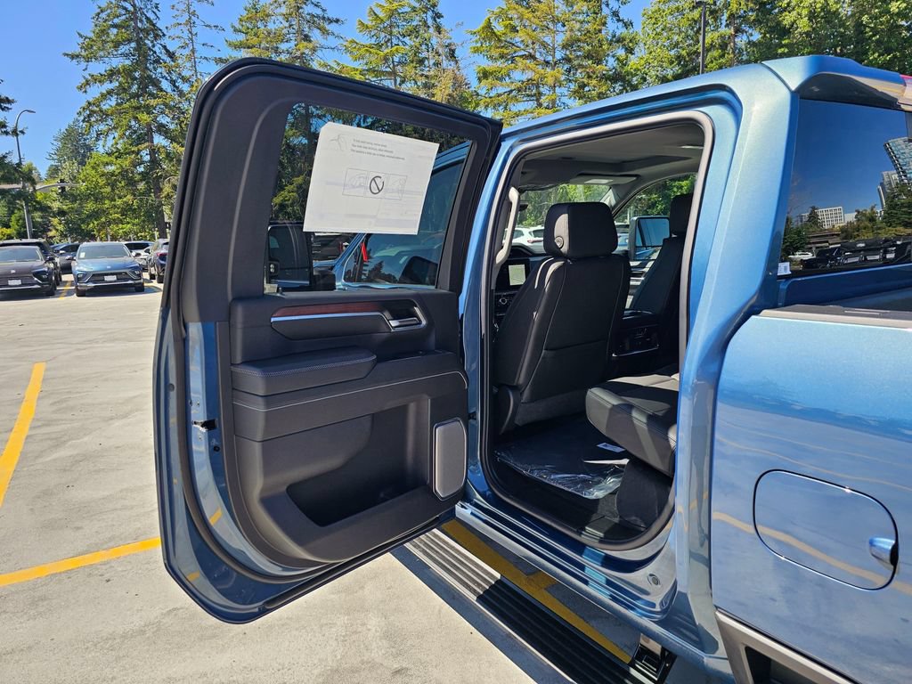 New 2026 GMC Sierra 2500 Denali w/ Max Trailering Package AWD/4WD image 17
