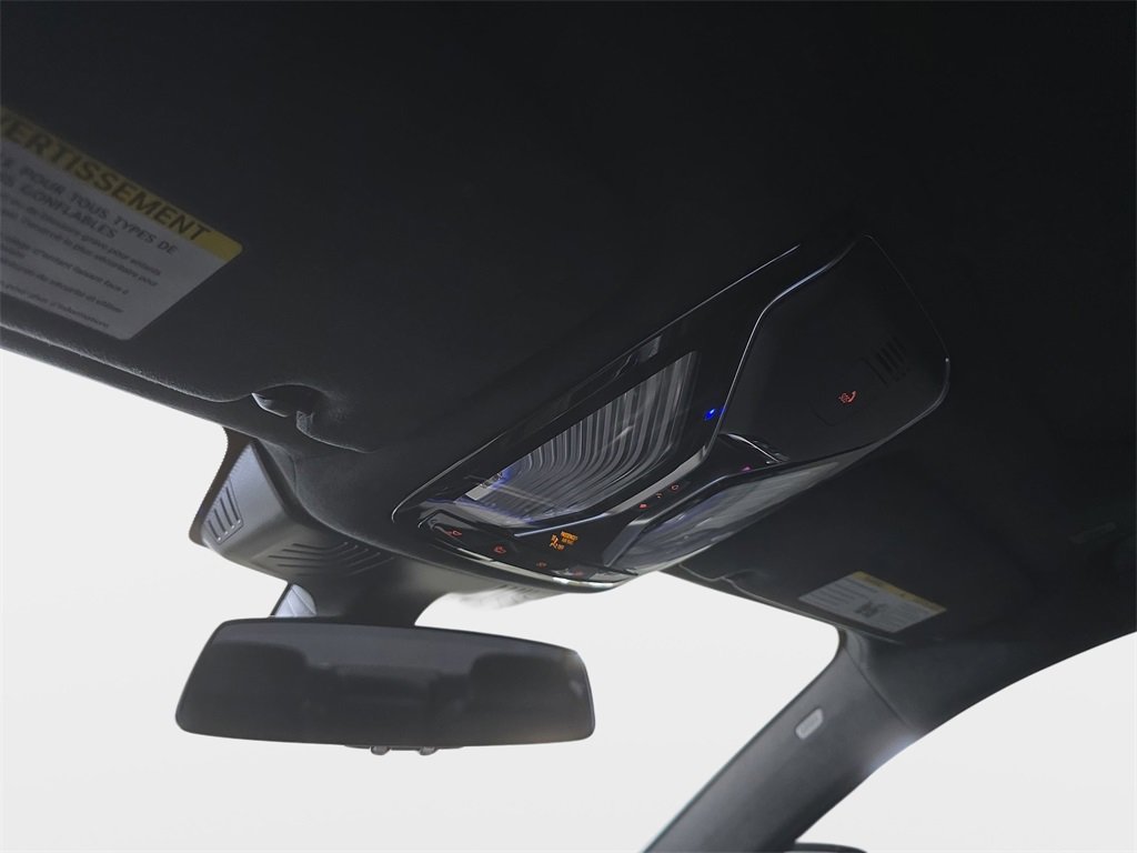 Used 2020 BMW 750i xDrive w/ Autobahn Package image 25