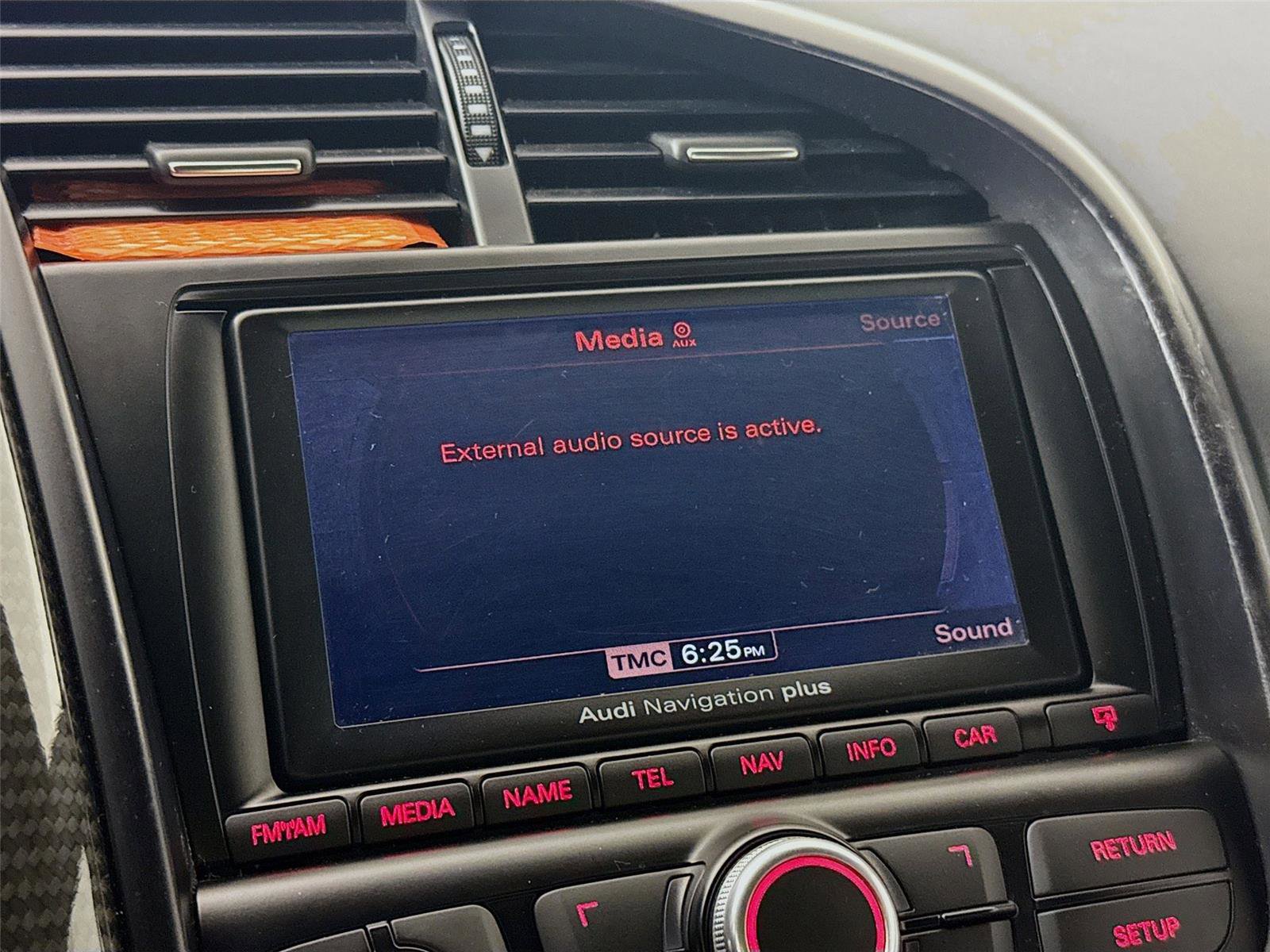 Used 2012 Audi R8 V10 image 9