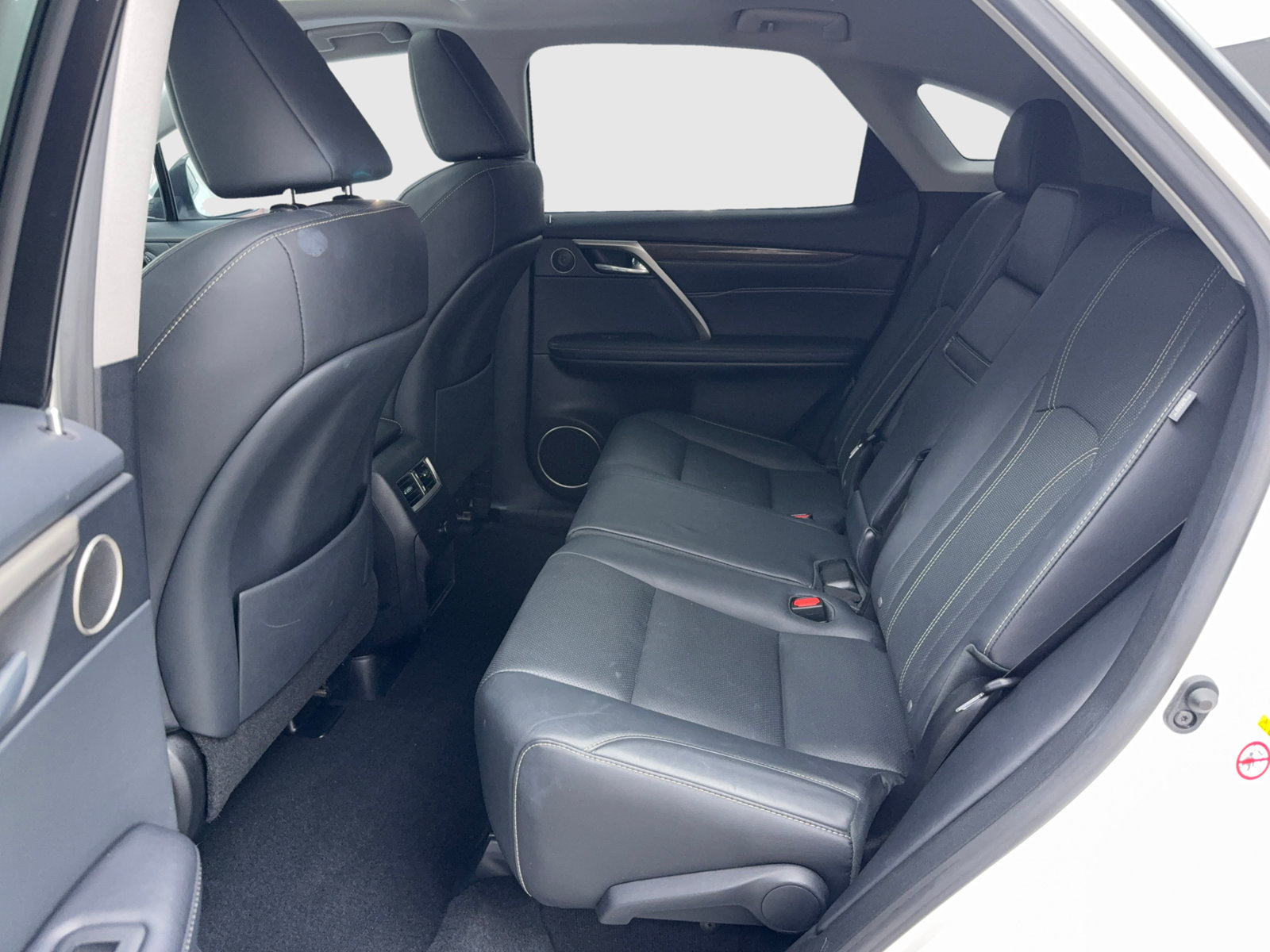 Used 2018 Lexus RX 450h AWD w/ Premium Package image 41