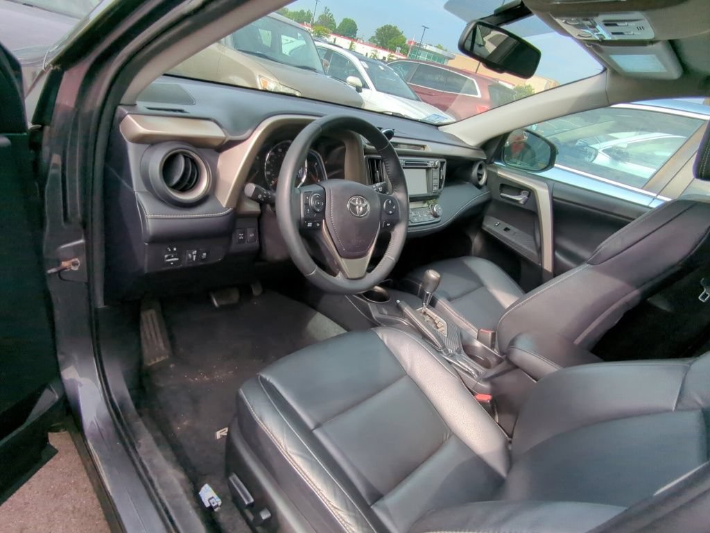 Used 2015 Toyota RAV4 Limited AWD/4WD image 7