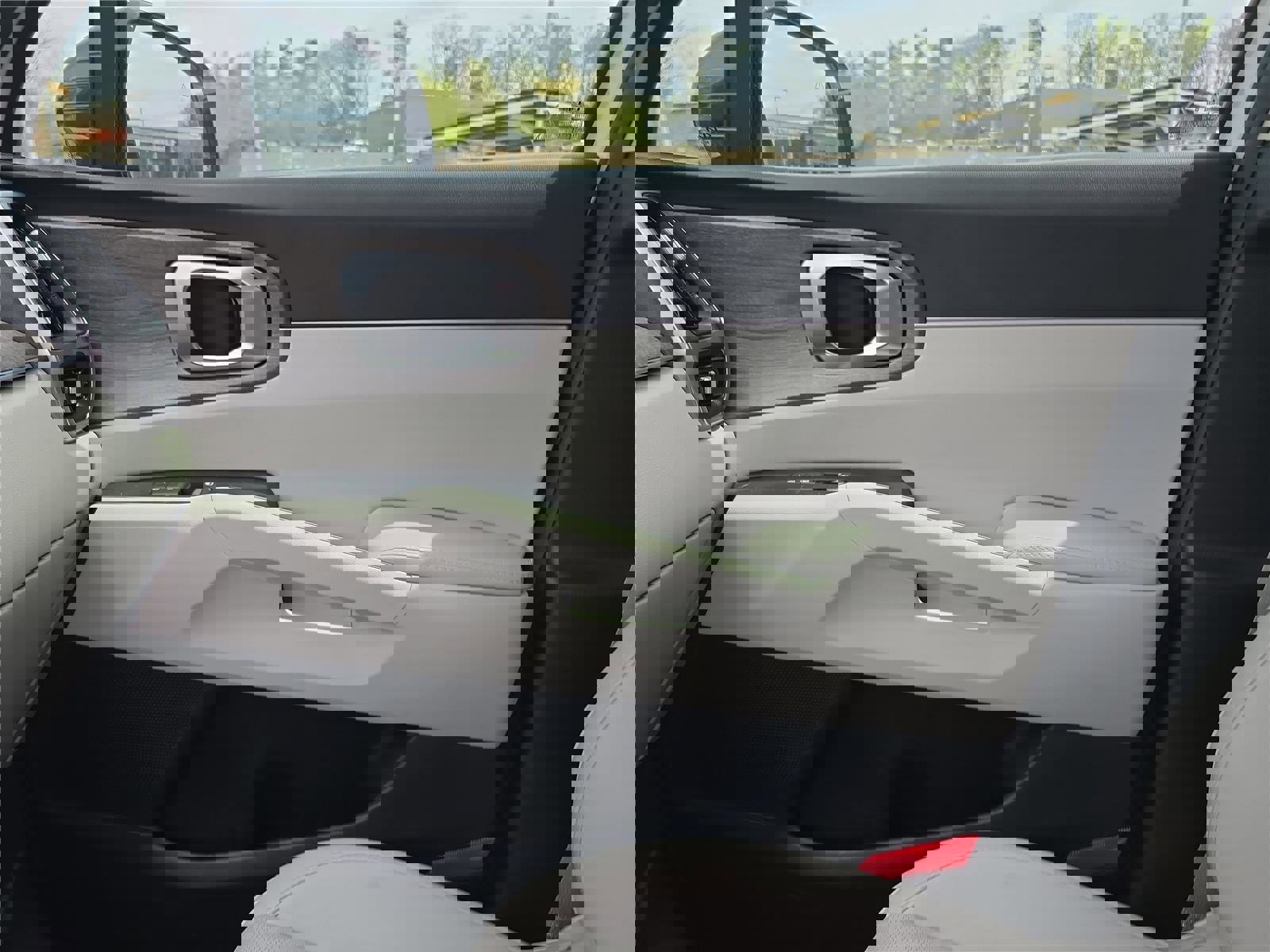 Used 2022 Kia Sorento EX w/ Panoramic Sunroof Package image 23