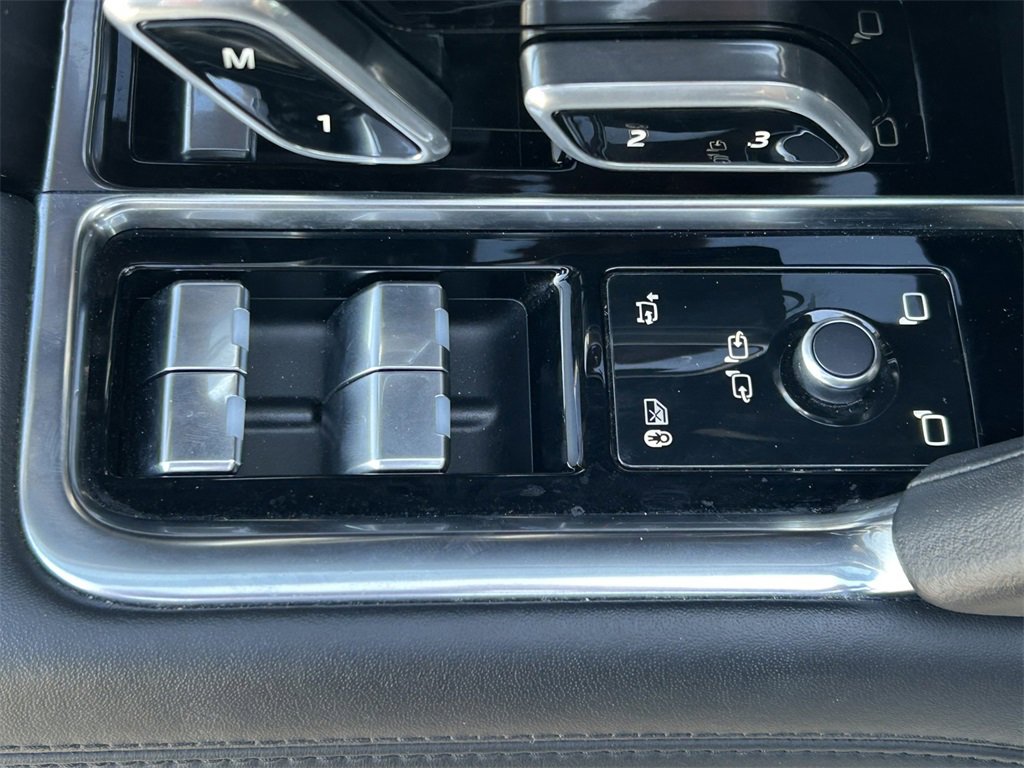 Used 2023 Land Rover Range Rover SE image 26