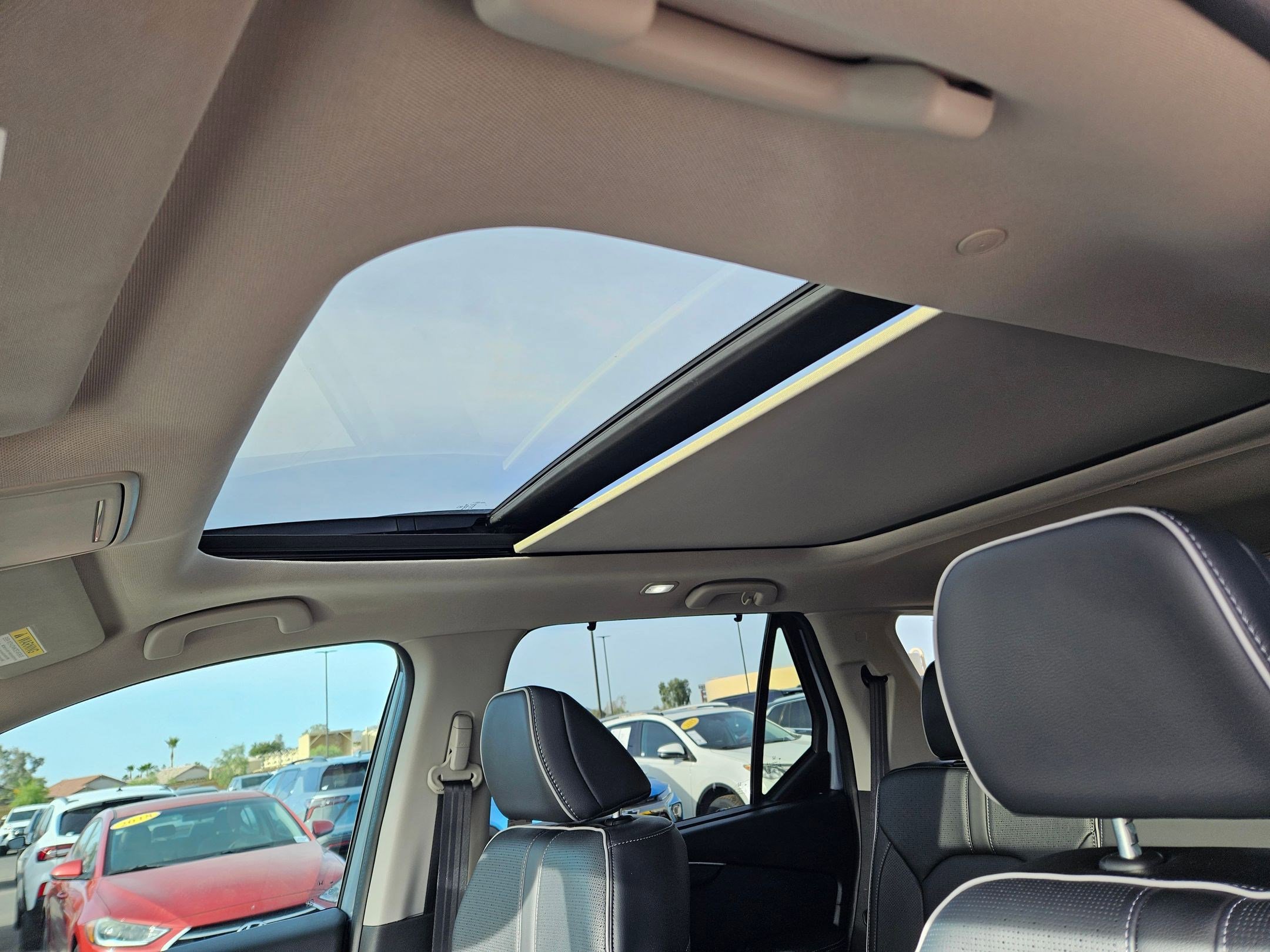 Used 2025 Honda Pilot Elite image 14