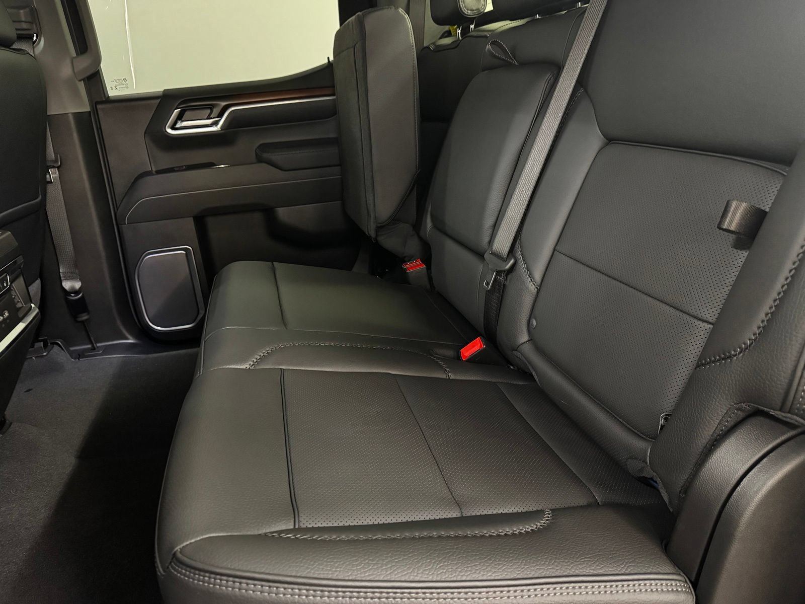 Used 2026 GMC Sierra 1500 Denali w/ Denali Reserve Package AWD/4WD image 33