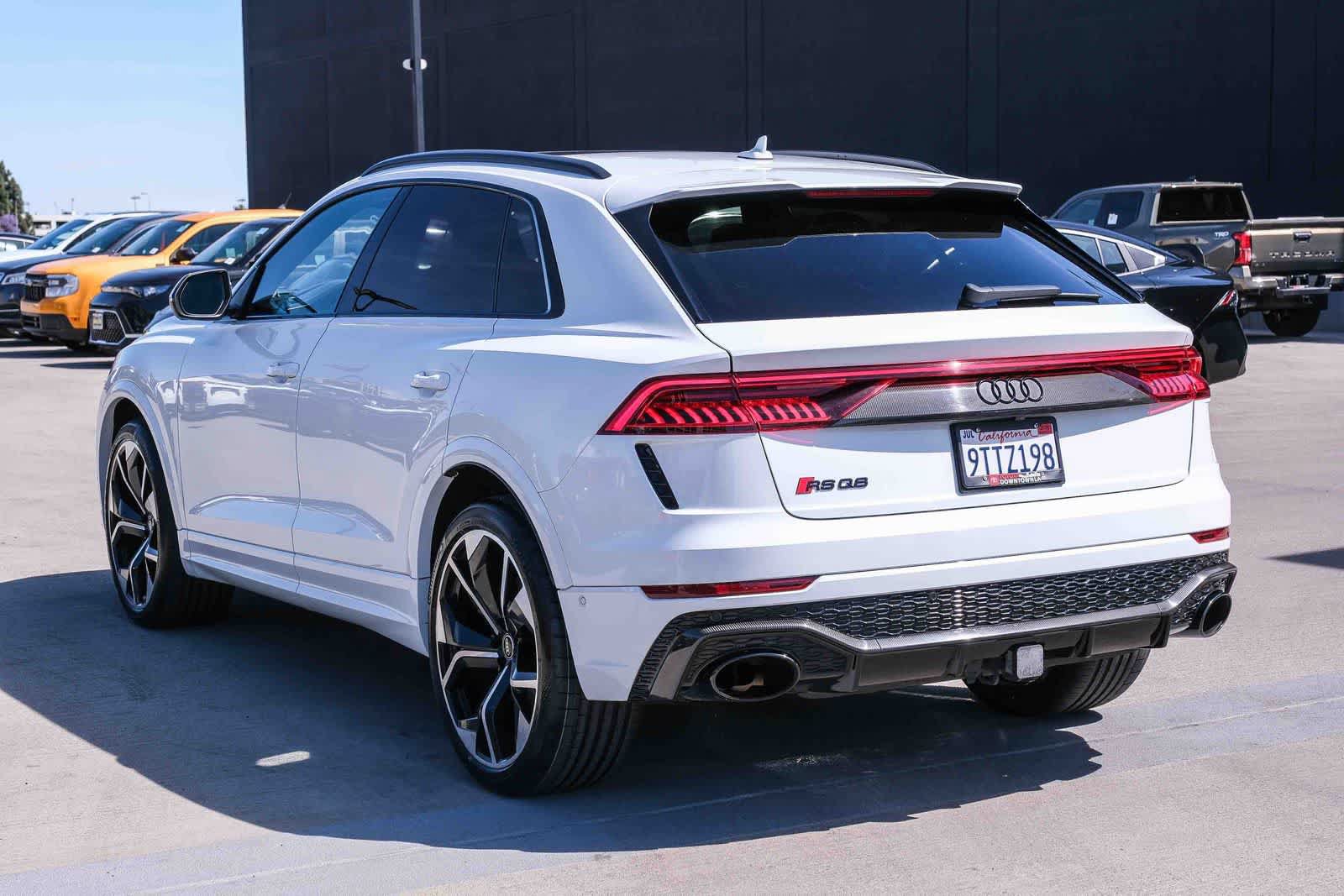 Used 2022 Audi RS Q8 w/ Carbon Optic Package AWD/4WD image 6
