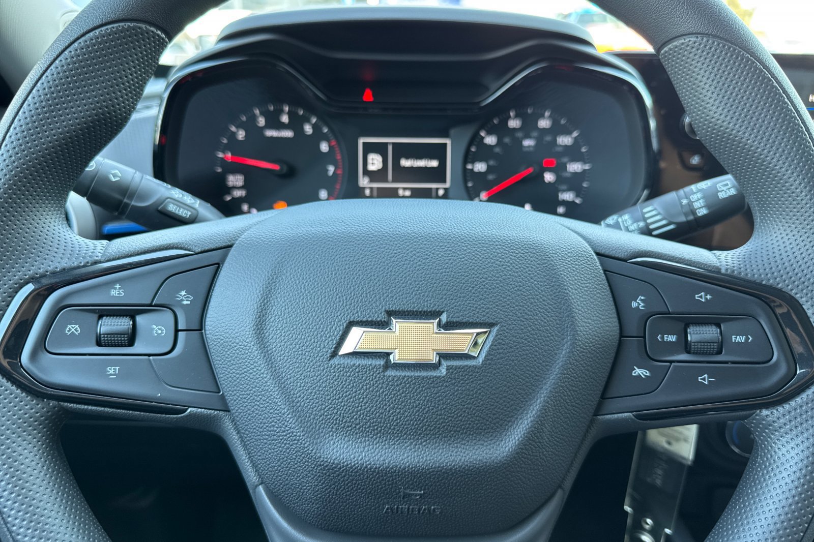 New 2026 Chevrolet Trax LS w/ LS Convenience Package FWD image 21