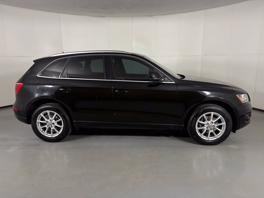 Used 2011 Audi Q5 2.0T Premium AWD/4WD image 10