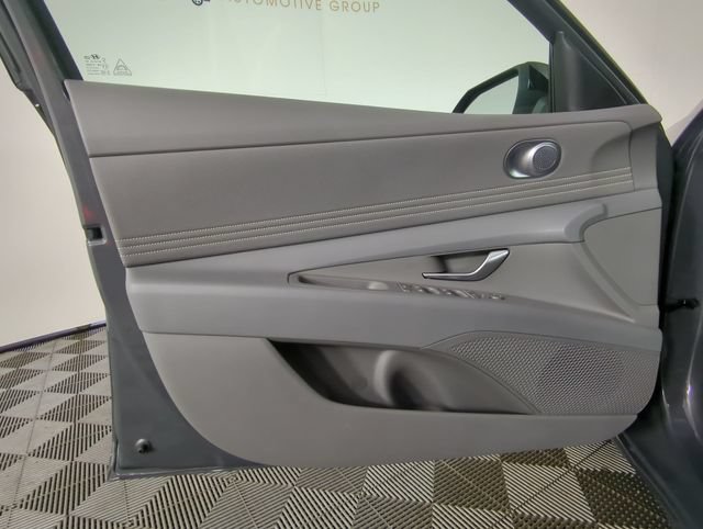 New 2026 Hyundai Elantra SEL Sport Premium FWD image 30