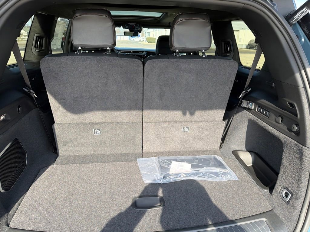 New 2026 Jeep Grand Cherokee L Summit image 25