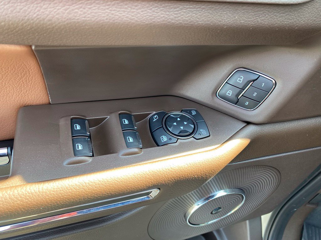 Certified 2024 Ford Expedition King Ranch AWD/4WD image 3
