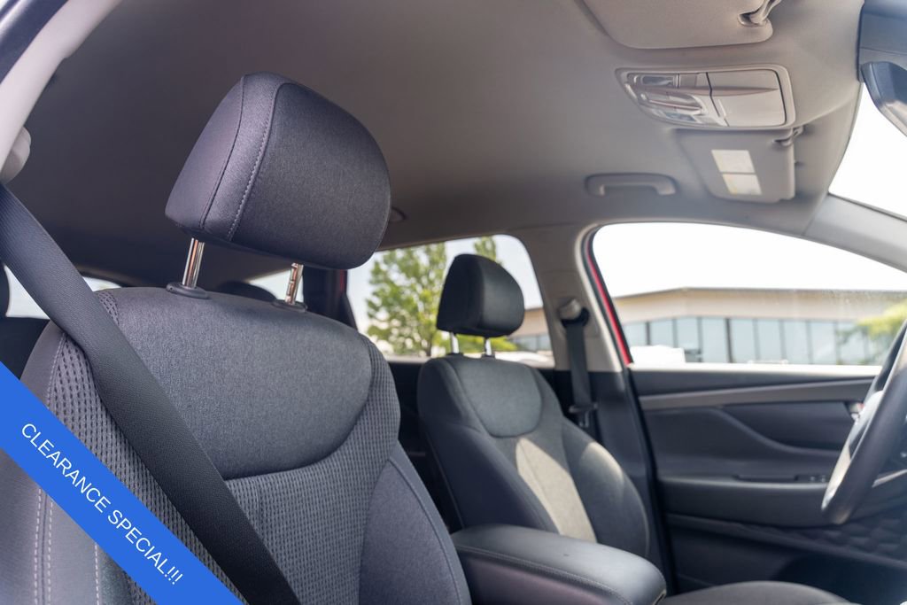 Used 2020 Hyundai Santa Fe SE image 12