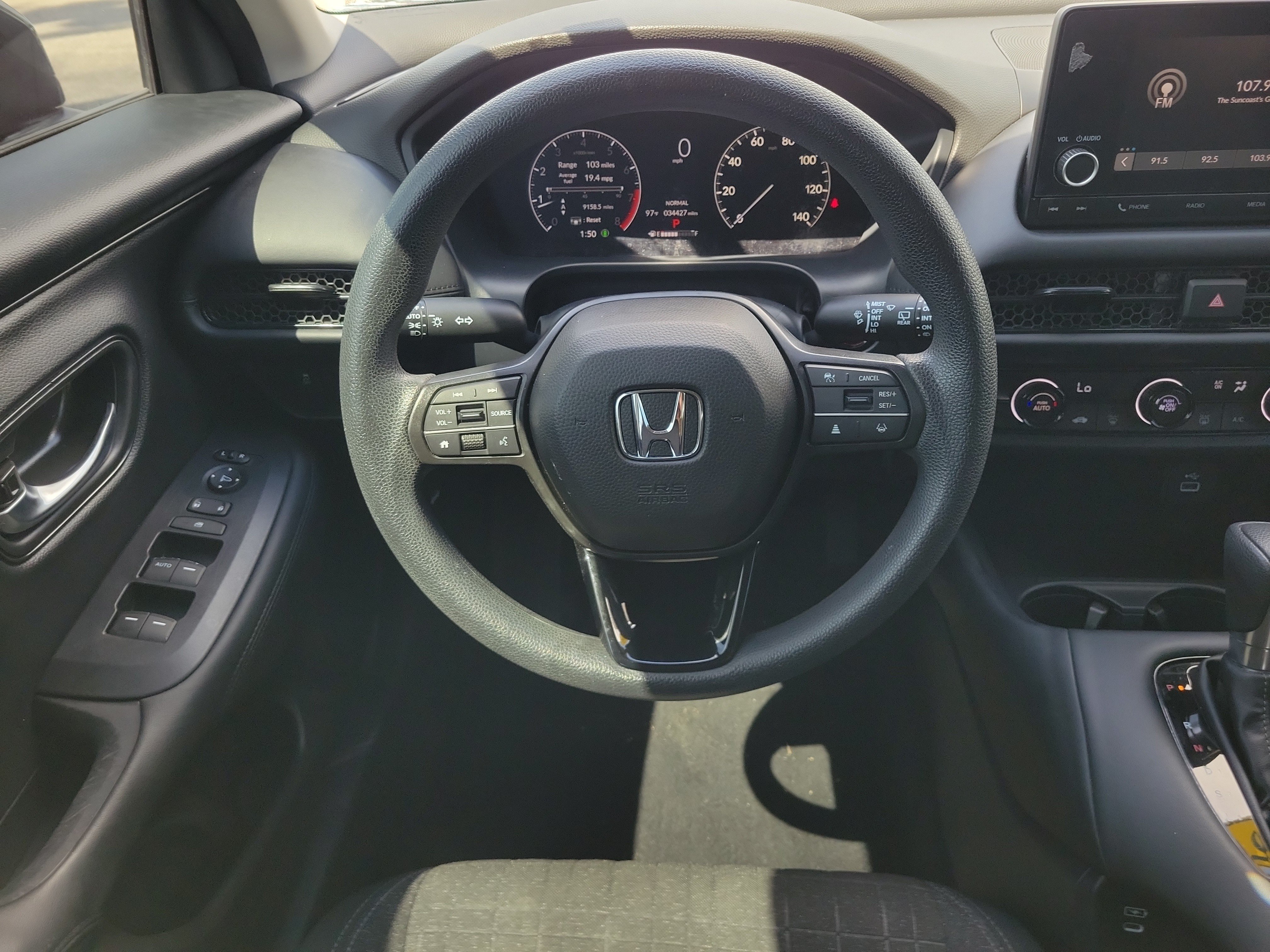 Used 2025 Honda HR-V LX image 17