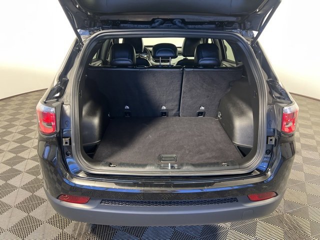 Certified 2024 Jeep Compass Latitude image 8