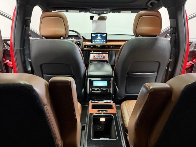 Used 2020 Lincoln Aviator Reserve w/ Equipment Group 201A image 35
