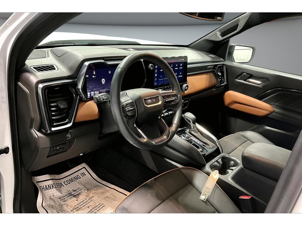 Used 2023 GMC Canyon AT4 w/ Canyon Safety Plus Package AWD/4WD image 16