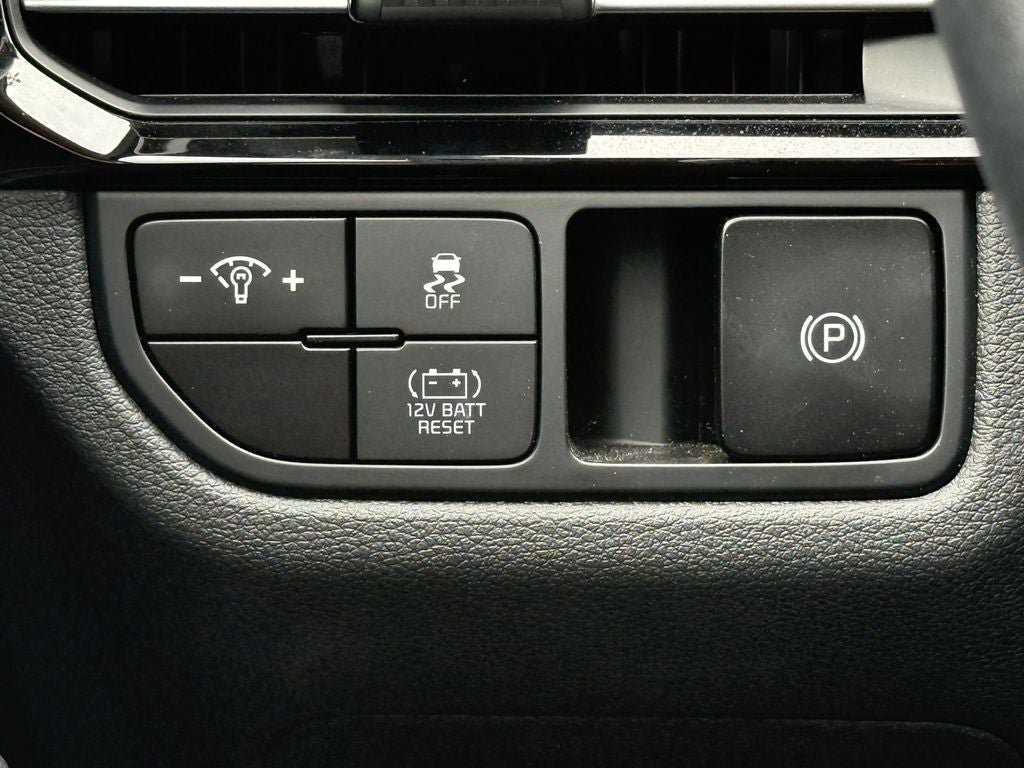 Used 2026 Kia Sportage S AWD/4WD image 18