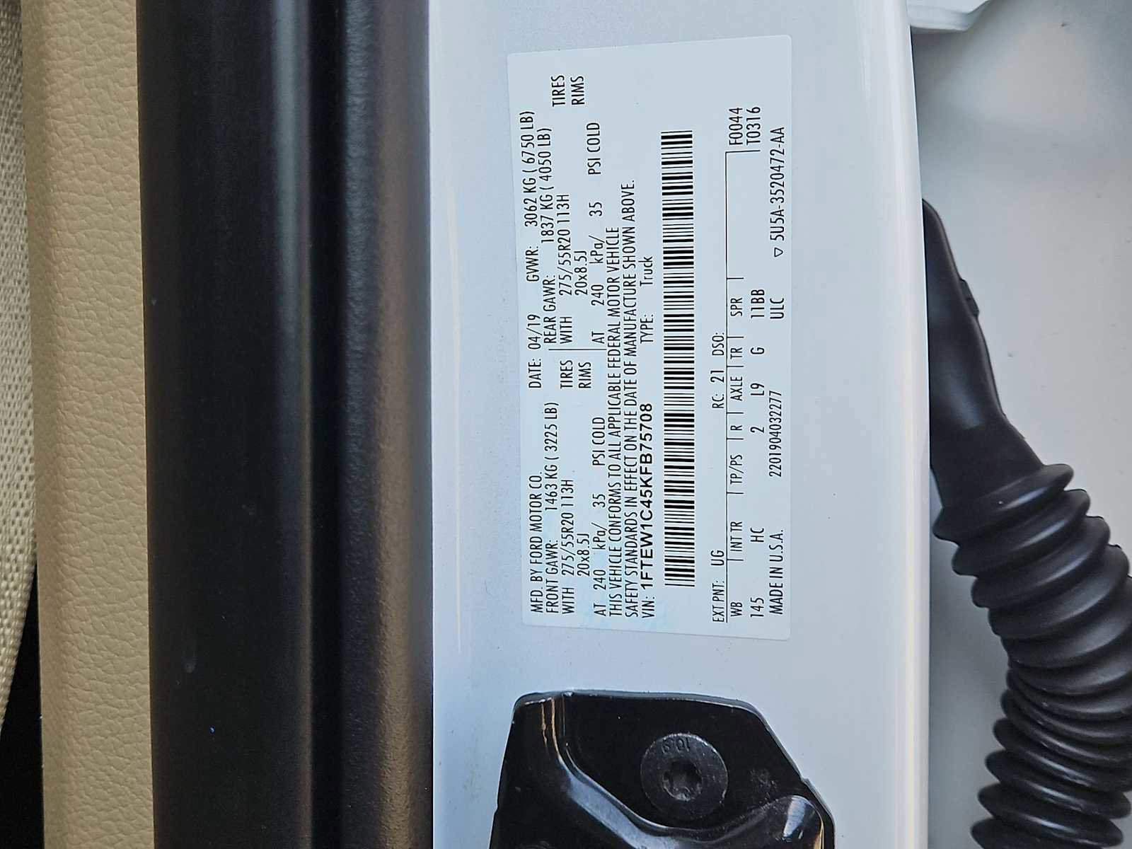 Used 2019 Ford F150 Lariat image 38