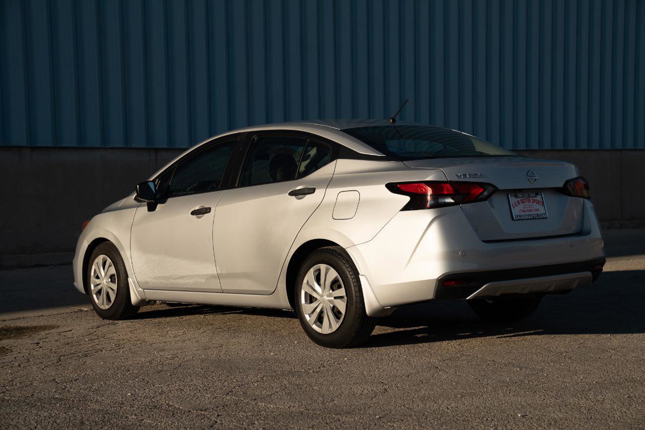Used 2020 Nissan Versa S FWD image 15