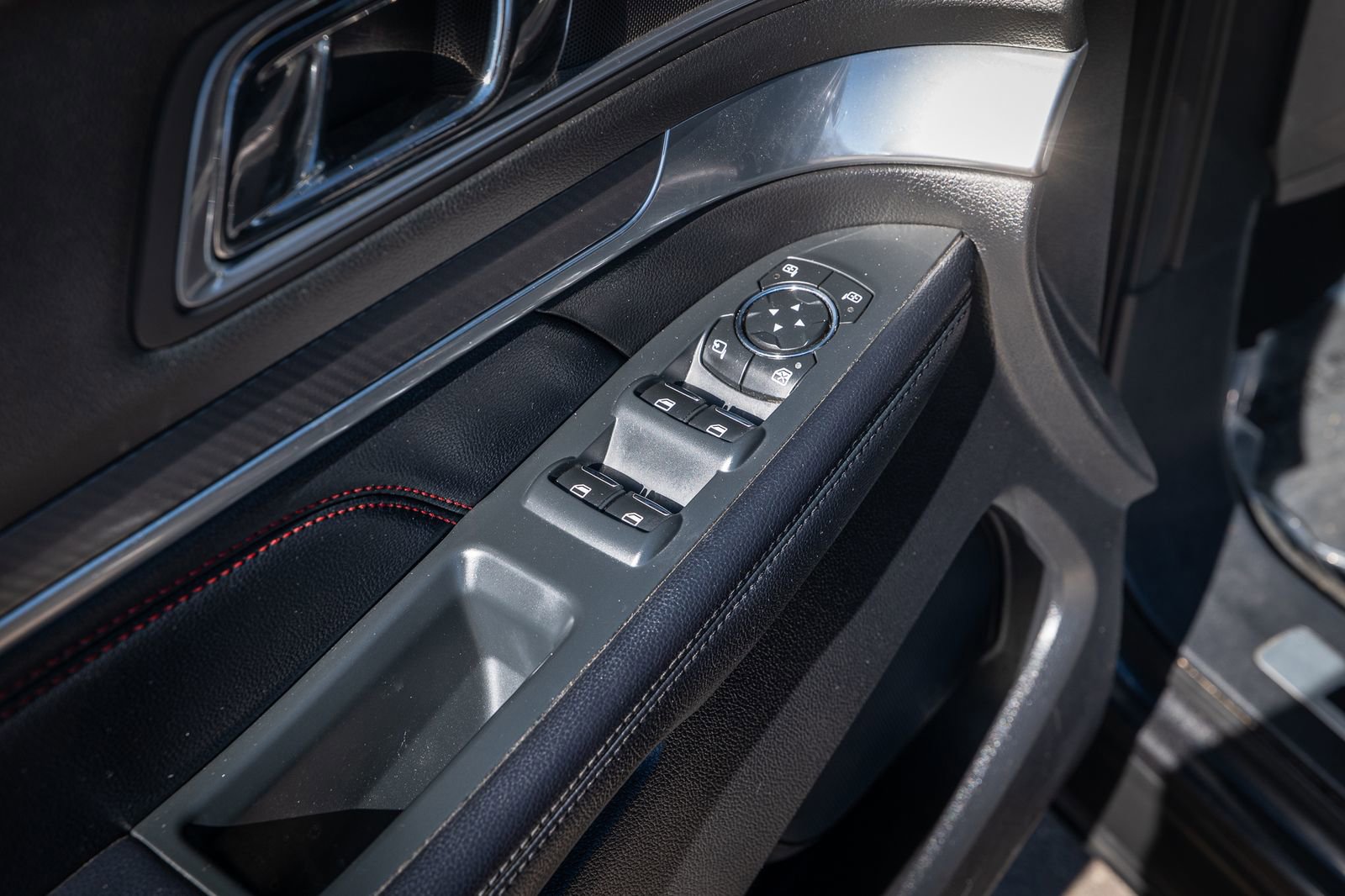 Used 2017 Ford Explorer Sport w/ Equipment Group 401A image 12