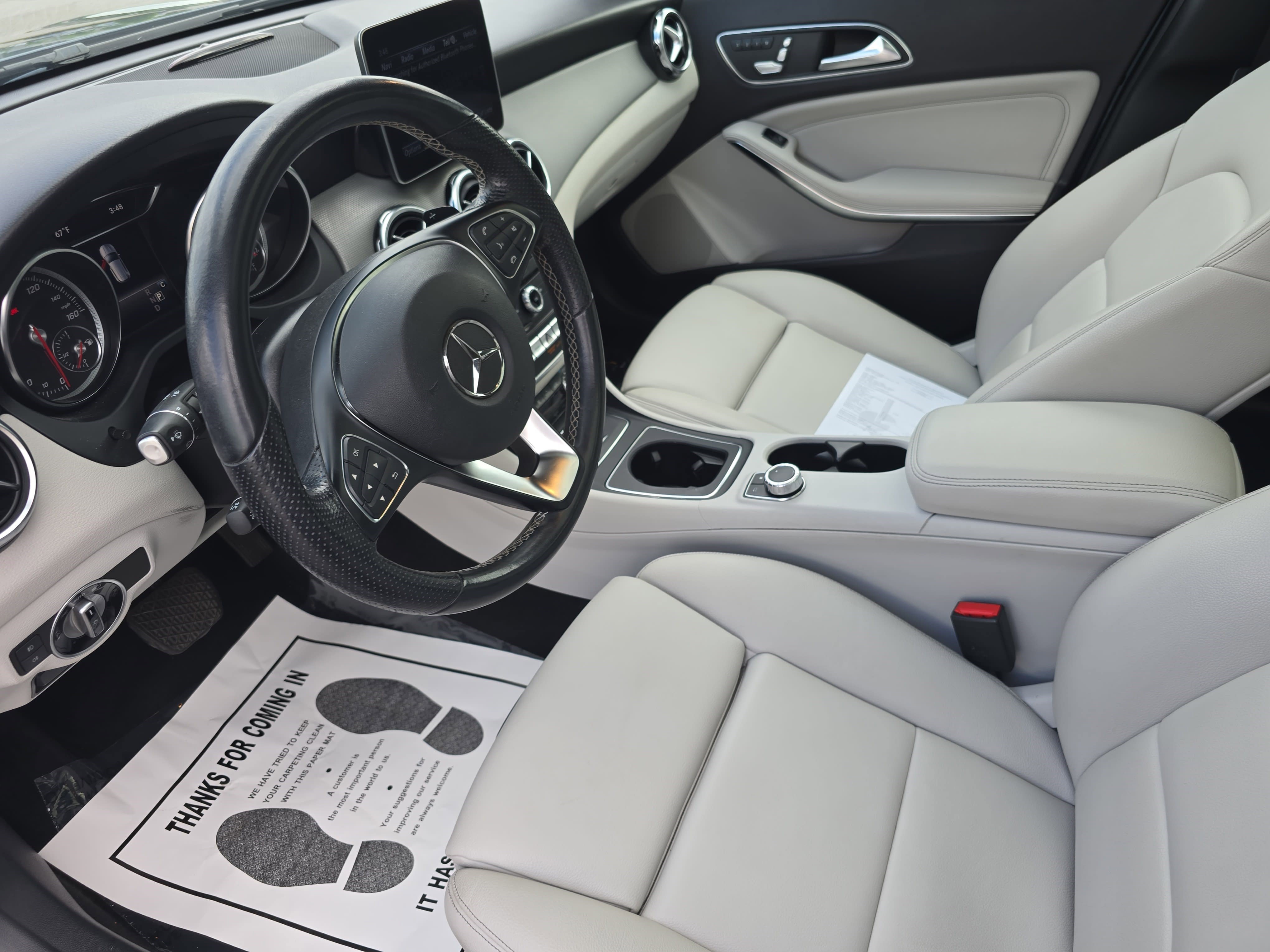 Used 2020 Mercedes-Benz GLA 250 4MATIC w/ Premium Package image 15