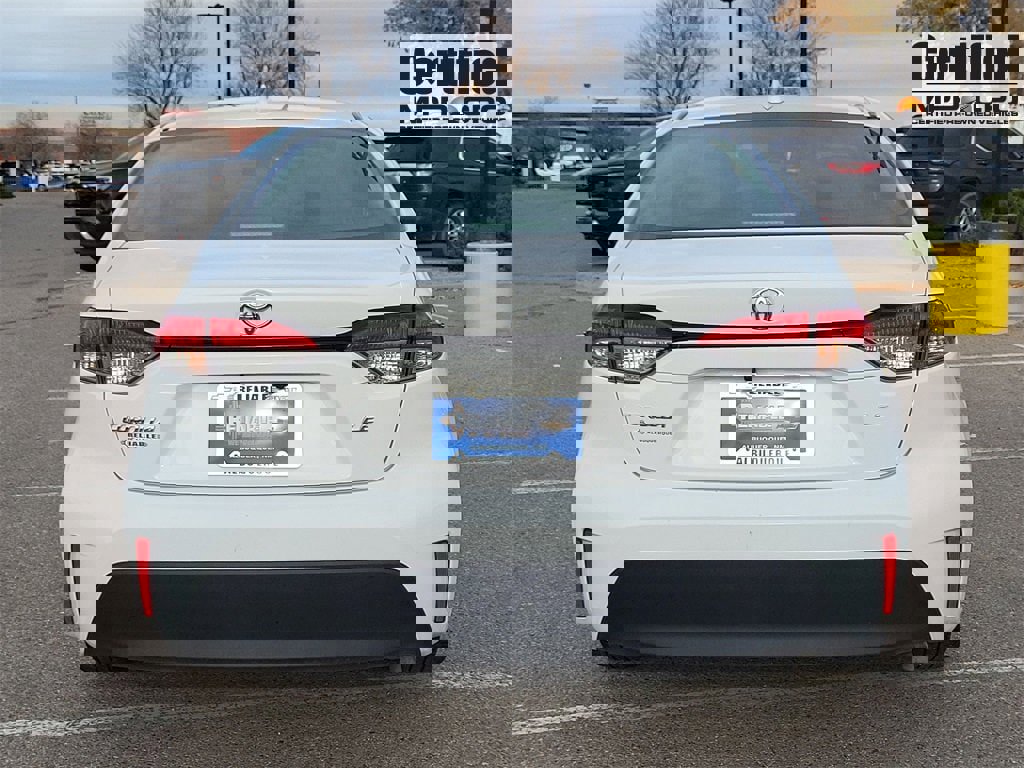 Used 2024 Toyota Corolla LE image 10