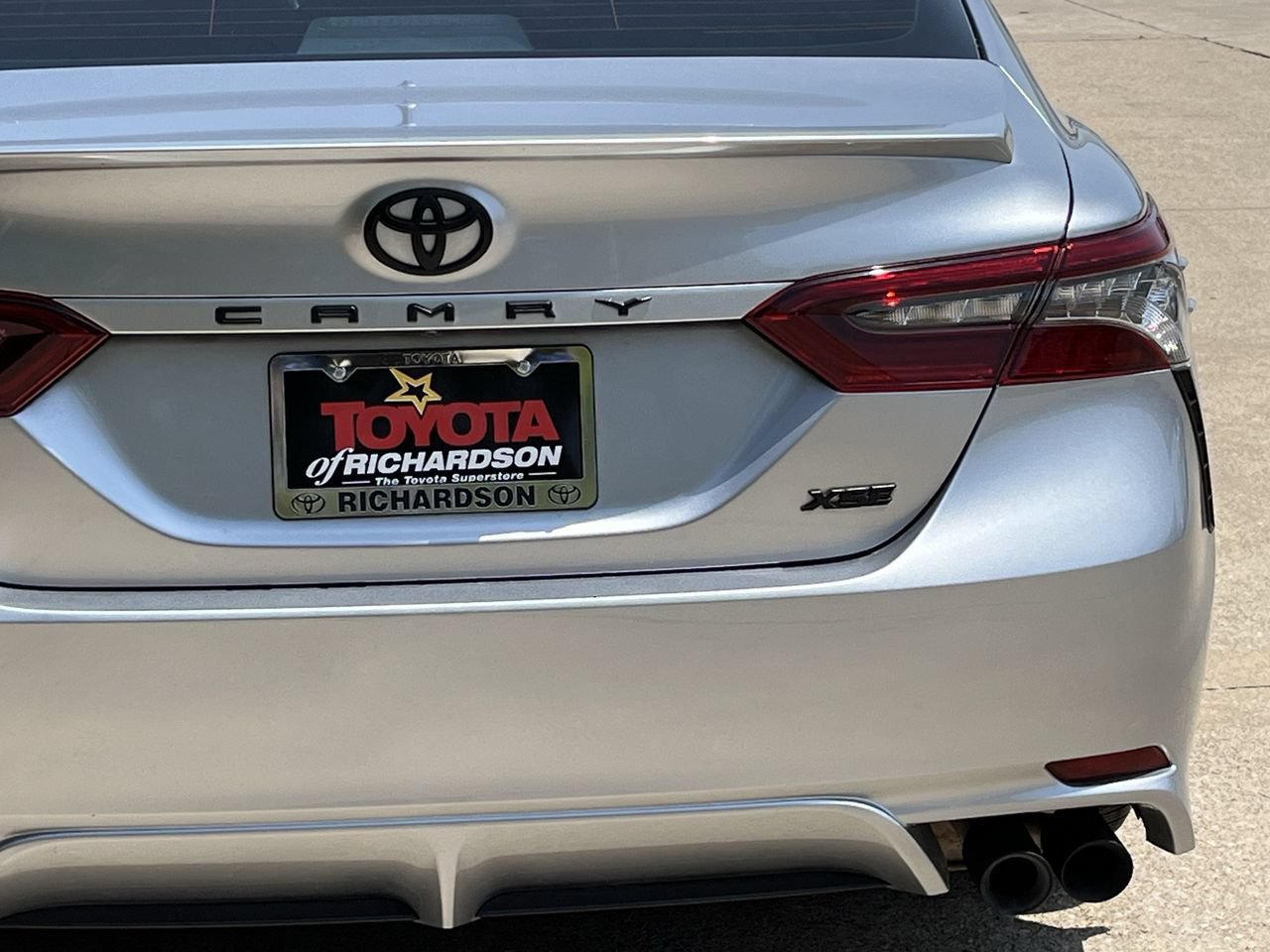 Used 2023 Toyota Camry XSE FWD image 6
