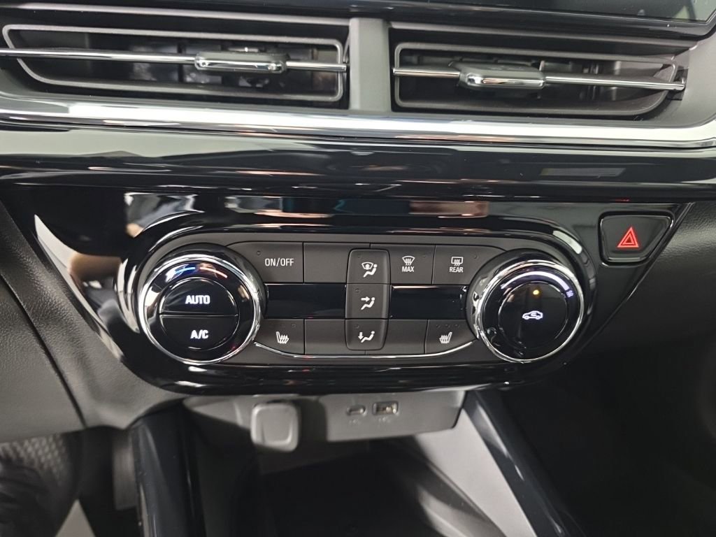 New 2026 Chevrolet Trax RS image 18