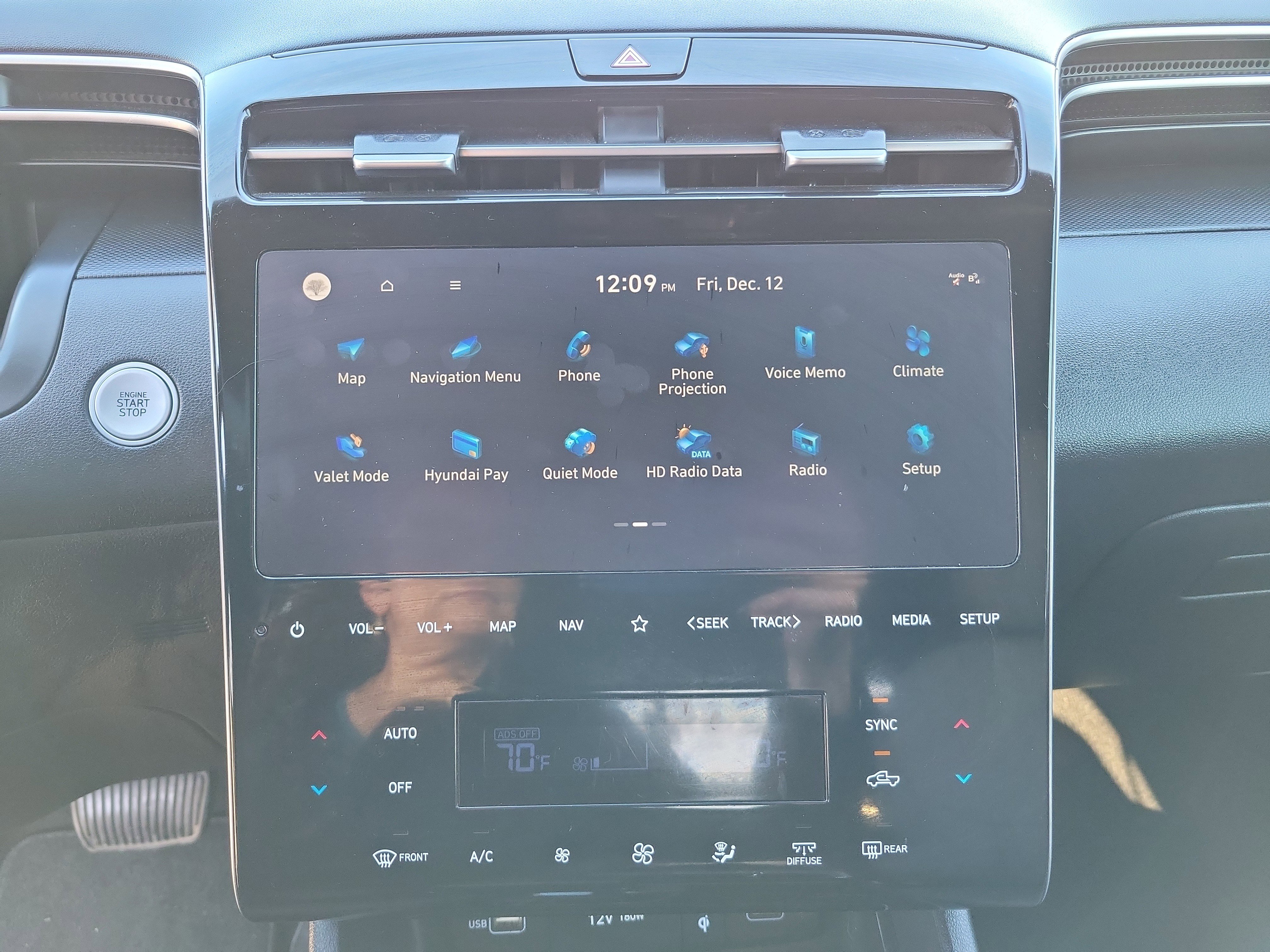 Used 2023 Hyundai Santa Cruz SEL Premium w/ Cargo Package image 9