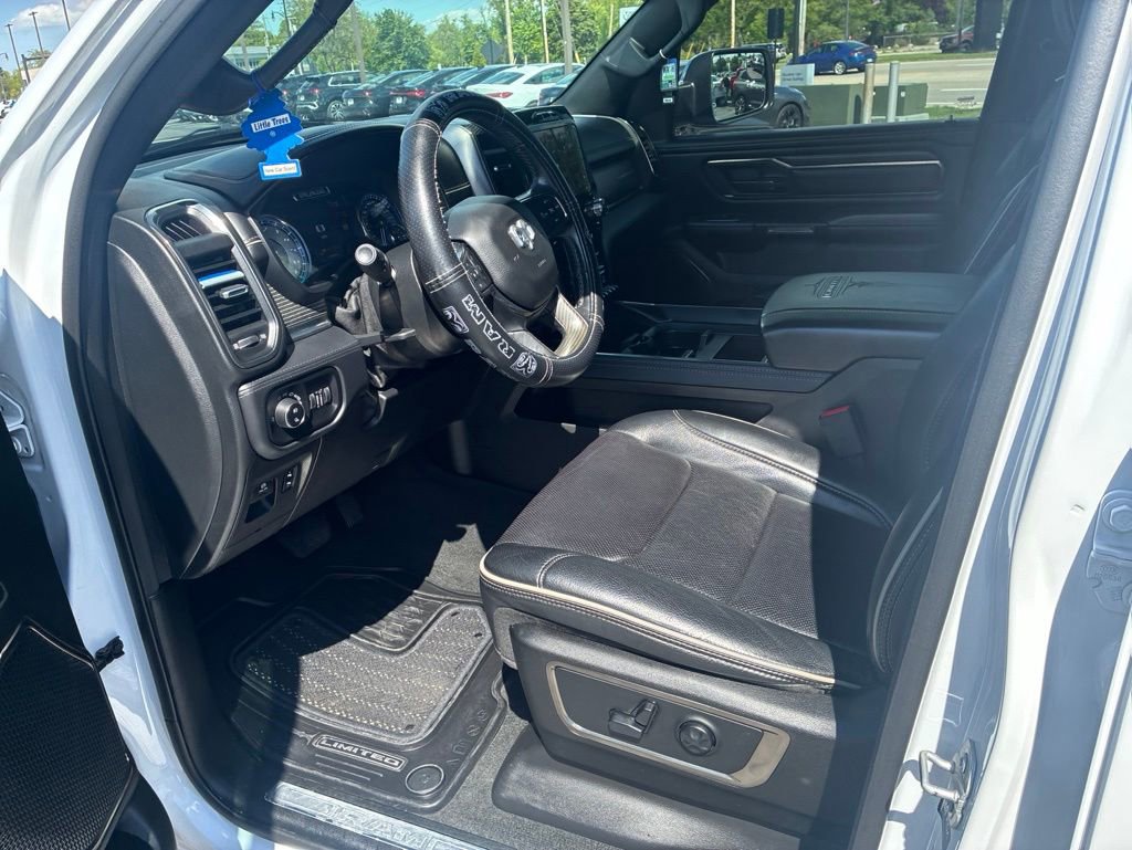 Used 2021 RAM 1500 Limited w/ Body Color Bumper Group AWD/4WD image 10
