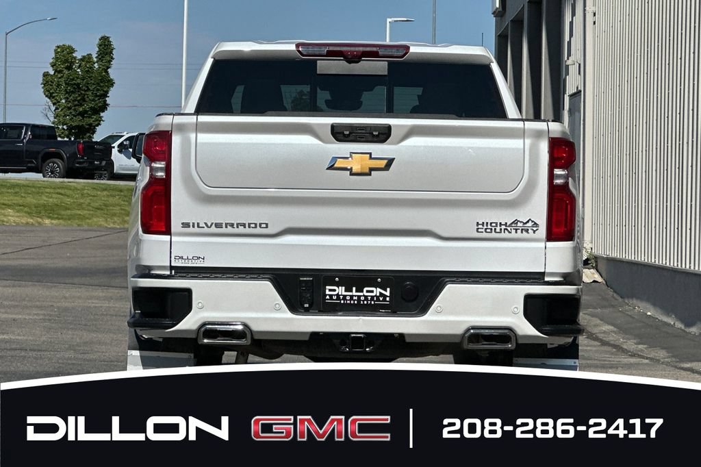 Used 2024 Chevrolet Silverado 1500 High Country w/ Technology Package AWD/4WD image 5