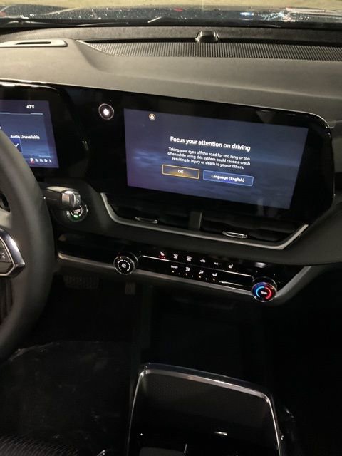 New 2026 Chevrolet Equinox LT image 17