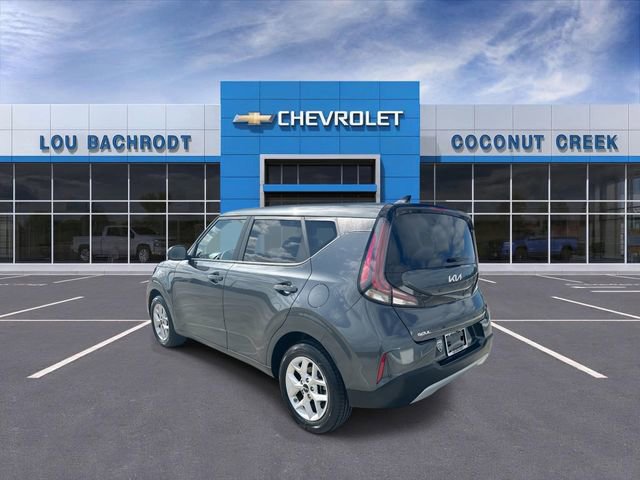 Used 2024 Kia Soul LX w/ Option Group 015 FWD image 6