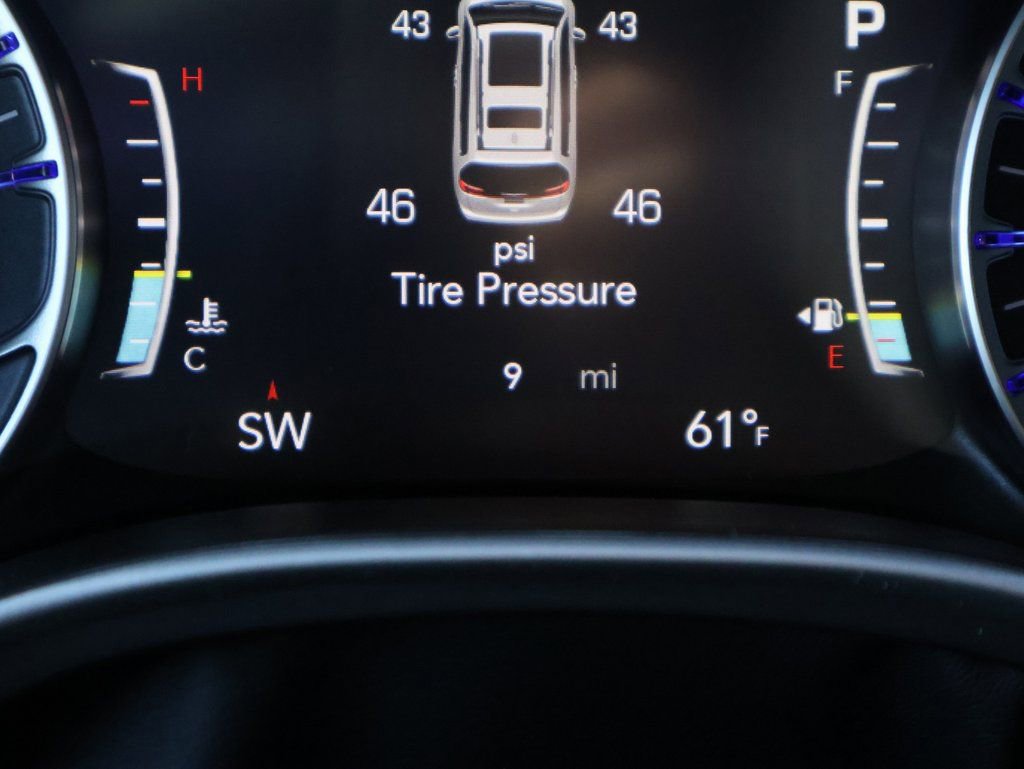 New 2026 Chrysler Pacifica Select image 29